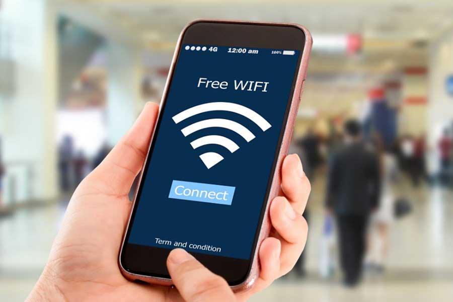 Ελεύθερο WiFi στην Πετρούπολη μέσω ευρωπαϊκού προγράμματος