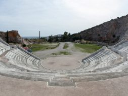 Θέατρο Πέτρας2